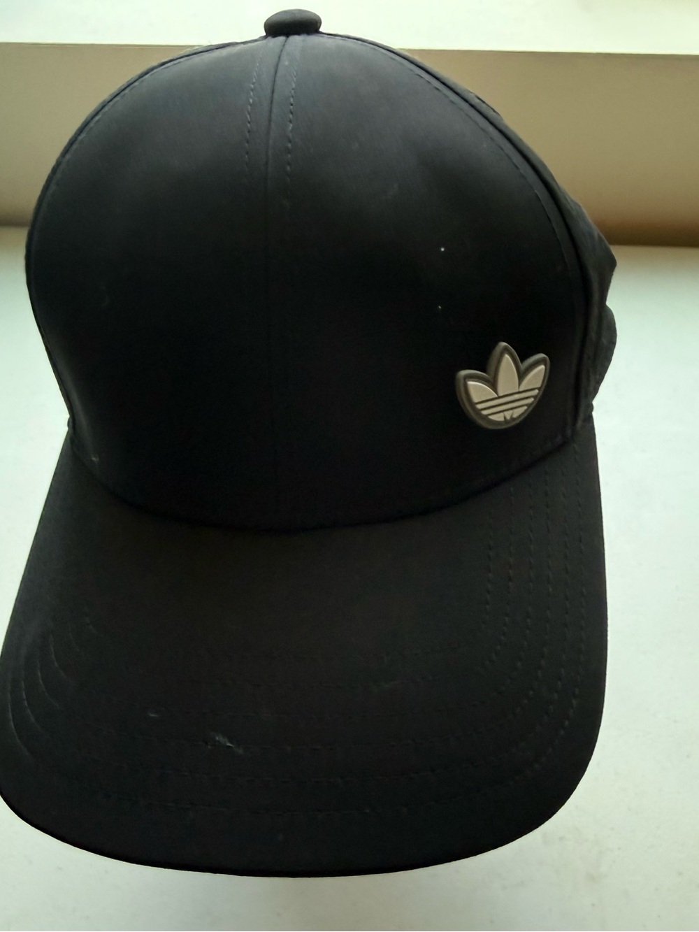 adidas Black Baseball Cap with Trefoil Emblem